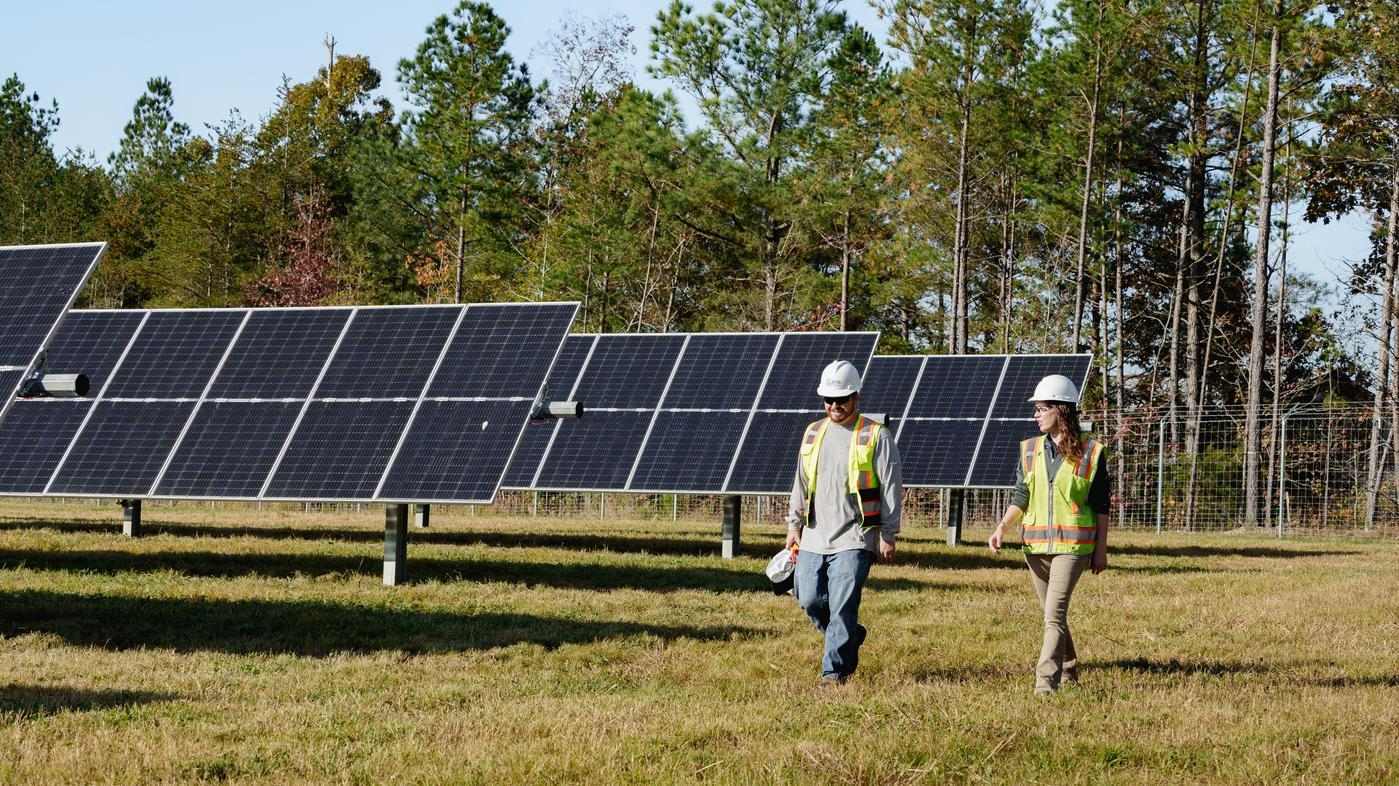 Misenheimer solar park technicians