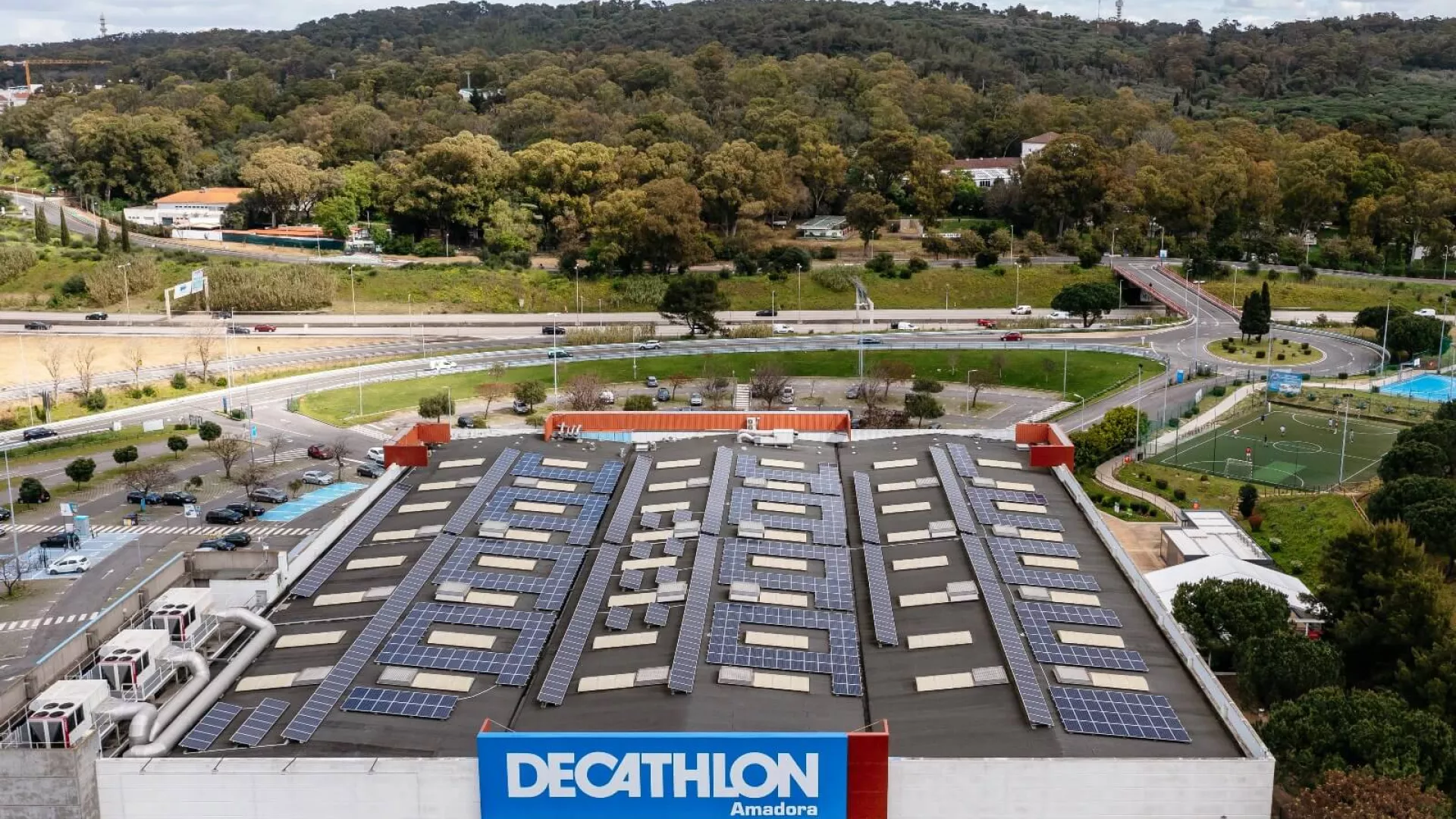 Decathlon%20%26%20EDP_0.jpg