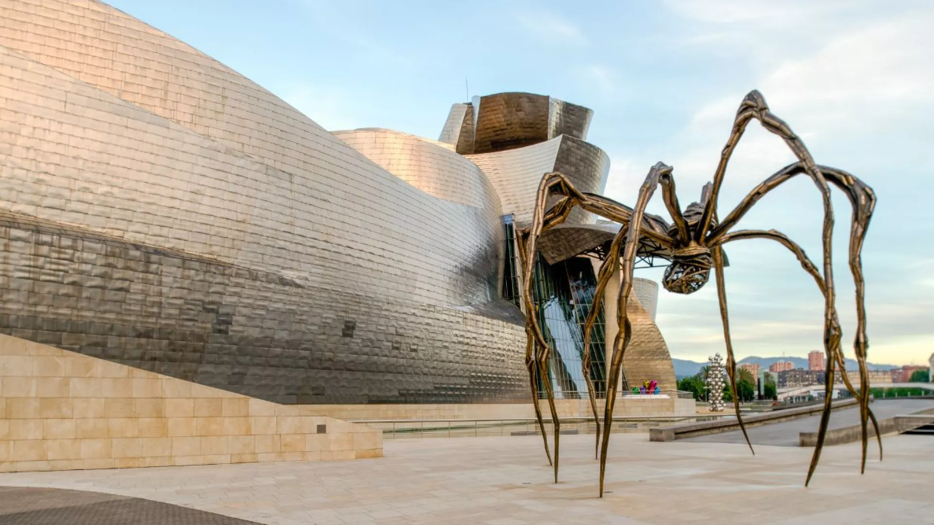 Guggenheim%20Museum%20Bilbao.jpg