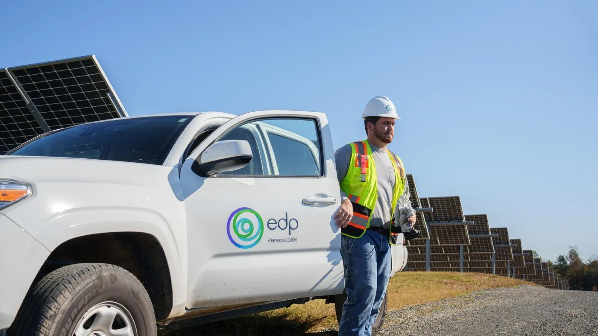 solar technician at solar park