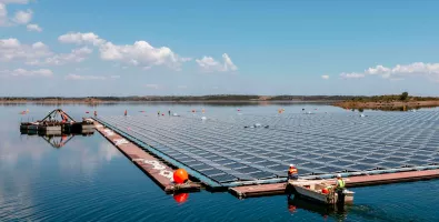 Alqueva%20solar%20flutuante%202.png