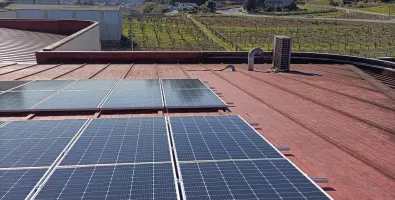 Instalaci%C3%B3n%20fotovoltaica%20Bodega%20Rectoral%20do%20Umia%20%281%29%20%281%29%20%281%29_0.jpeg