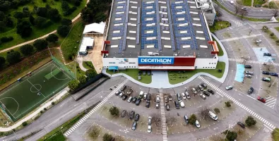 Instalaci%C3%B3n%20fotovoltaica%20en%20Decathlon.jpg