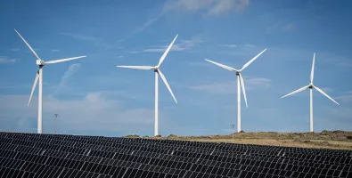 Parque híbrido eólico y solar de EDP en Ávila