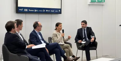 Ana Álvarez durante su intervención en la presentación del informe