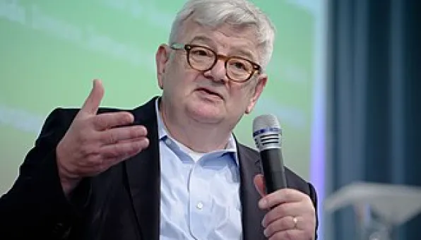 Joschka Fischer image